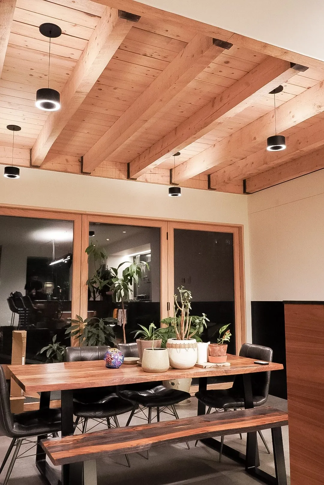 Wadden Electric project — motorized shading in luxury living space with automated daylight control